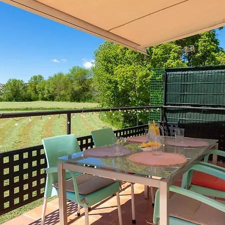 House Terrace With Views *